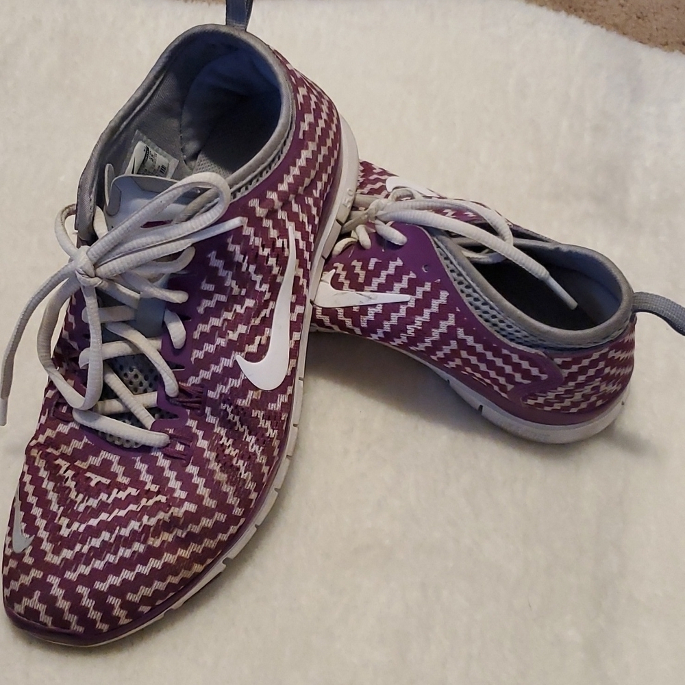 Nike Free 5.0 TR Fit Running Shoes Purple and White SZ 8